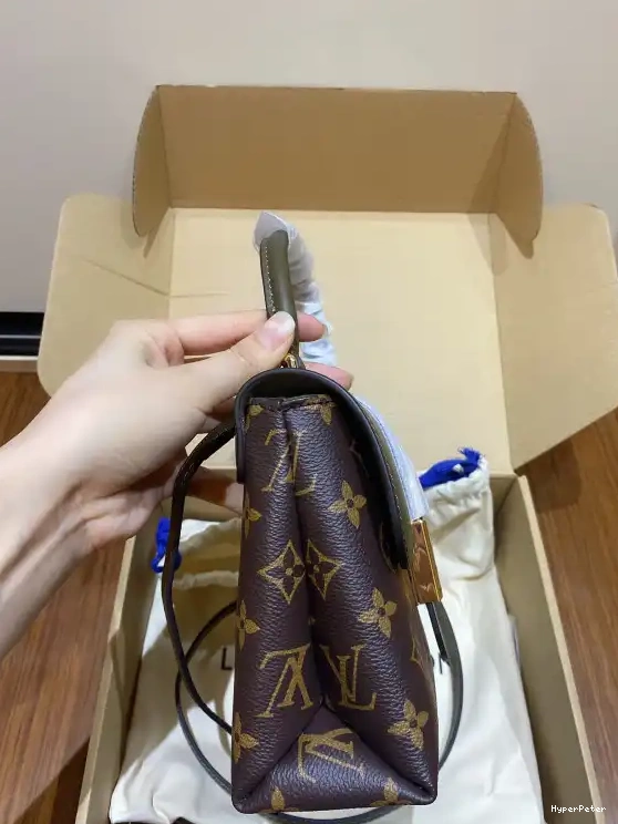 BB LOUIS VUITTON LOCKY 0518